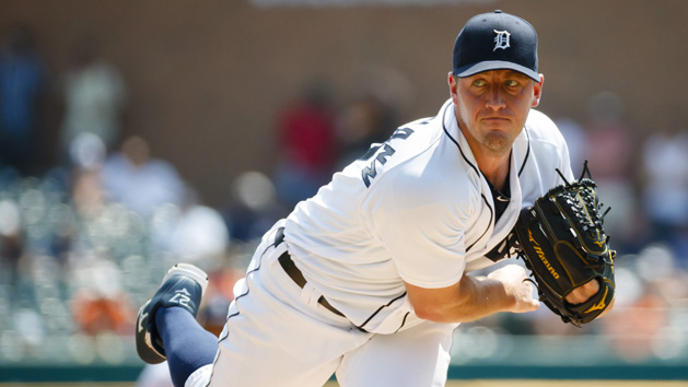 Aug 4, 2016; Detroit, MI, USA; Detroit Tigers starting pitcher Jordan Zimmermann (27) pitches in the first inning against the Chicago White Sox at Comerica Park. Photo Credit: Rick Osentoski-USA TODAY Sports