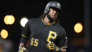 Nationals acquire 1B Bell from Pirates