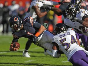 Bears still ‘gathering facts’ on Justin Fields’ injury