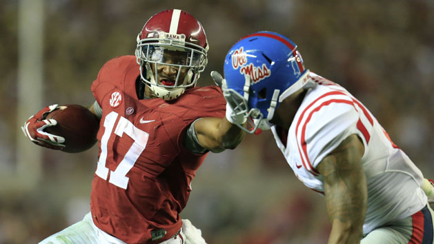 Apr 18, 2015; Tuscaloosa, AL, USA; Alabama Crimson Tide running back Kenyan Drake (17) carries the ball for the Crimson team during the annual A-Day game at Bryant Denny Stadium. (Marvin Gentry-USA TODAY Sports)