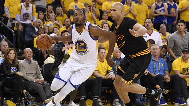 Jun 12, 2017; Oakland, CA, USA; Golden State Warriors forward Kevin Durant (35) drives past Cleveland Cavaliers forward Richard Jefferson (24) during the first half in game five of the 2017 NBA Finals at Oracle Arena. Photo Credit: Kyle Terada-USA TODAY Sports