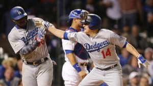 Hernandez belts 3 HRs; Dodgers win NL pennant