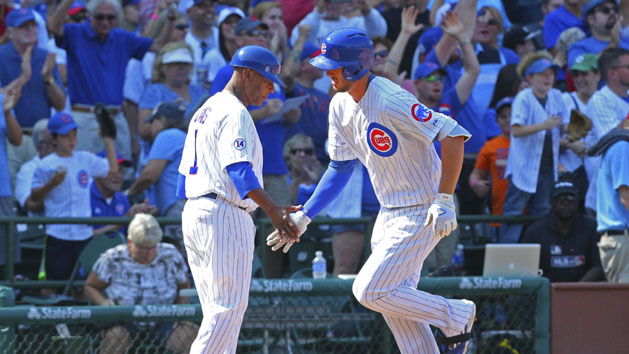 Kris Bryant (17) has been rounding the bases a lot lately for the red-hot Cubs. Dennis Wierzbicki-USA TODAY Sports