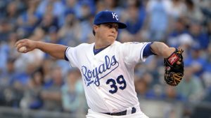 Medlen gets W, McCann gets 1,000 hit as Brave