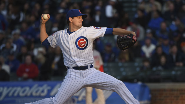 May 5, 2016; Chicago, IL, USA; Chicago Cubs starting pitcher Kyle Hendricks (28) delivers against the Washington Nationals in the first inning at Wrigley Field. Mandatory Credit: Matt Marton-USA TODAY Sports