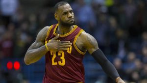 Cavs clip Bucks to clinch division crown