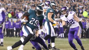 Eagles Long and Blount face former teammates