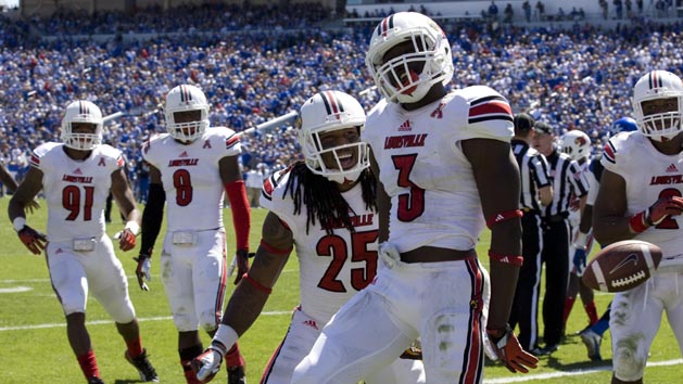 NCAA Football: Louisville at Kentucky