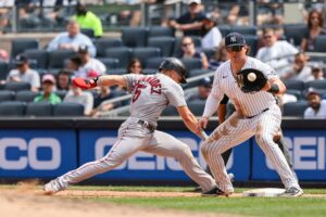 Padres acquire 1B Luke Voit from Yankees