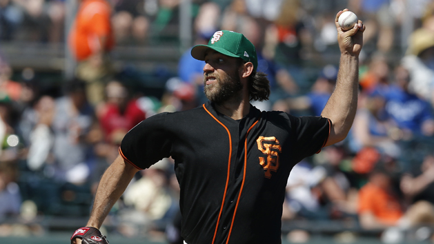 Aug 13, 2016; San Francisco, CA, USA; San Francisco Giants starting pitcher Madison Bumgarner (40) throws to the Baltimore Orioles in the second inning of their MLB baseball game at AT&;T Park. Photo Credit: Lance Iversen-USA TODAY Sports