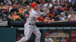 Diamondbacks, Trumbo agree on one-year contract