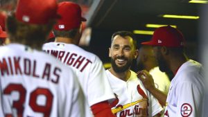 Cardinals beat Pirates, but lose out on postseason