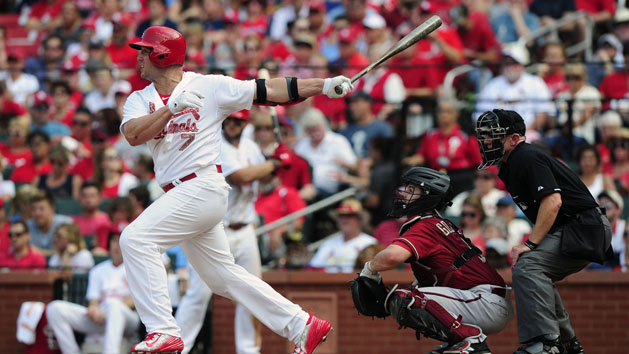 May 25, 2015; St. Louis, MO, USA; St. Louis Cardinals left fielder Matt Holliday (7) hit s a single off of Arizona Diamondbacks starting pitcher Chase Anderson (not pictured) during the fifth inning at Busch Stadium. The Cardinals defeated the Diamondbacks 3-2 in 10 innings. Photo Credit: Jeff Curry-USA TODAY Sports
