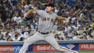 Giants’ Moore just misses no-hitter vs. Dodgers