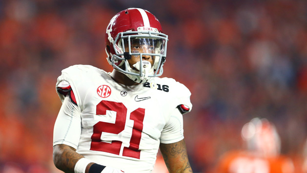 Maurice Smith is headed to Georgia. Photo Credit: Mark J. Rebilas-USA TODAY Sports