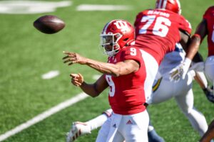 Hoosiers try to live up to No. 10 ranking, face MSU