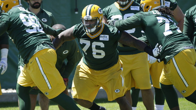June 6, 2016; Green Bay, WS, USA; Green Bay Packers defensive tackle Mike Daniels (76) during the team's organized team activities. Photo Credit: Mark Hoffman/Milwaukee Journal Sentinel via USA TODAY NETWORK