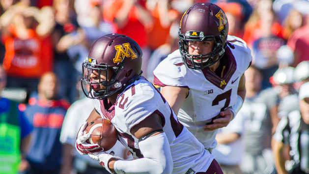 NCAA Football: Minnesota at Illinois