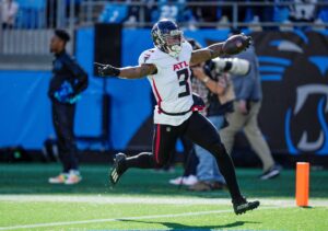 Falcons’ D builds chemistry off showing vs. Panthers