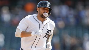 Castellanos joins Cubs for finale vs. Cards