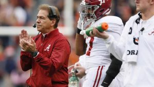 Saban looks to keep Alabama focused vs. Washington