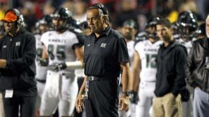 Wittek sparks Hawaii to big season-opening win