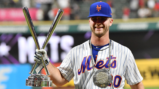 Jul 8, 2019; Cleveland, OH, USA; New York Mets first baseman Pete Alonso (20) hold the trophy after winning in the 2019 MLB Home Run Derby at Progressive Field. Photo Credit: Ken Blaze-USA TODAY Sports