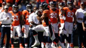 Report: Broncos RB Lindsay (toe) out 2-4 weeks