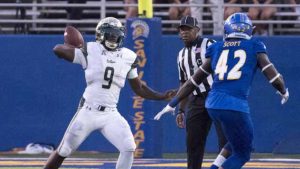 No. 19 South Florida overcomes slow start in opener