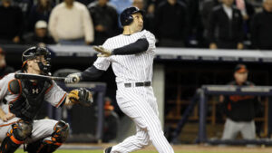 Ibanez comes off bench, powers Yanks to 3-2 win