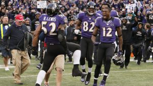 Ravens beat Colts in Lewis’ final home game