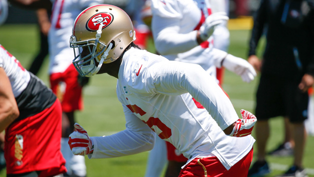 Jun 13, 2017; Santa Clara, CA, USA; San Francisco 49ers linebacker Reuben Foster (56) sprints down the field during the San Francisco 49ers minicamp at Levi's Stadium. Photo Credit: Stan Szeto-USA TODAY Sports