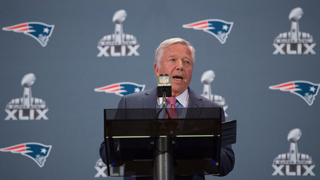 NFL: NFL: Super Bowl XLIX-New England Patriots Press Conference