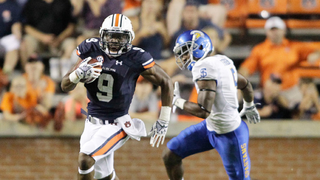 Roc Thomas is an explosive threat out of the backfield for Auburn. (John Reed-USA TODAY Sports)