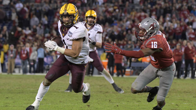 Dec 27, 2016; San Diego , CA, USA; Minnesota Golden Gophers running back Rodney Smith (1) is defended by Washington State Cougars cornerback Treshon Broughton (16) on a 9 yard touchdown run in the fourth quarter during the 2016 Holiday Bowl at Qualcomm Stadium. Minnesota defeated Washington State 17-12. Photo Credit: Kirby Lee-USA TODAY Sports