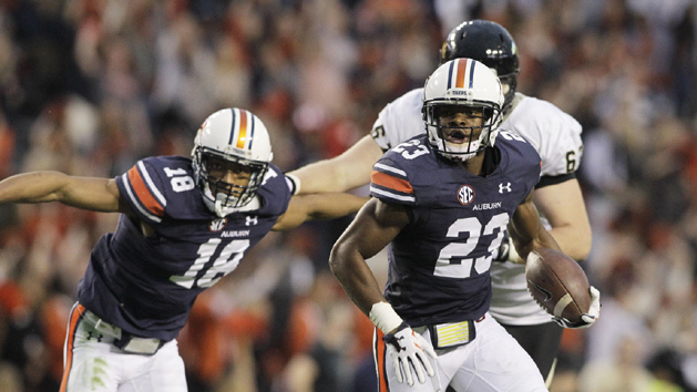 Rudy Ford runs for a TD in Auburn's win over Idaho last season. (USA TODAY Sports)