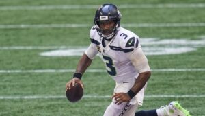 Broncos to acquire QB Wilson from Seahawks