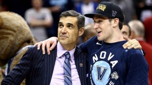 Villanova uses D to stop Kansas, reach Final Four
