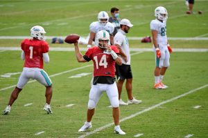 Dolphins name Fitzpatrick starting QB