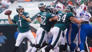 Eagles QB Bradford demanding trade