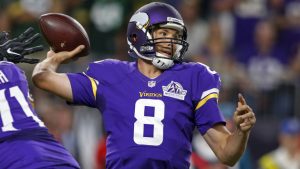 Vikings pass Packers but lose Peterson