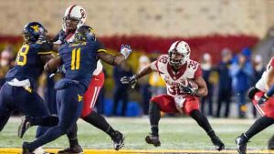 No. 9 Oklahoma routs No. 14 West Virginia