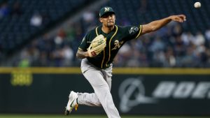 Dodgers in search of first win in Oakland in 17 years
