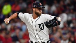 Braves to add Greene, Melancon to bullpen