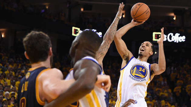 June 2, 2016; Oakland, CA, USA; Golden State Warriors guard Shaun Livingston (34) shoots a basket against Cleveland Cavaliers during the second half in game one of the NBA Finals at Oracle Arena. Mandatory Credit: Kyle Terada-USA TODAY Sports