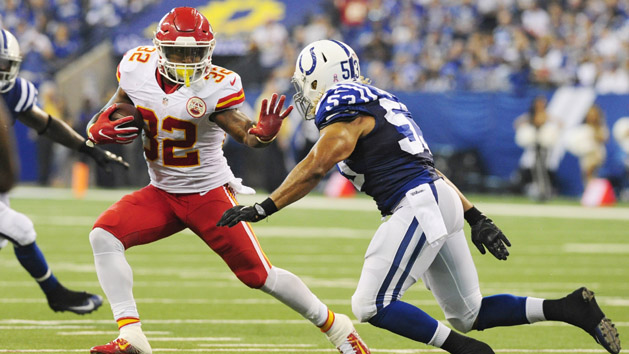 Oct 30, 2016; Indianapolis, IN, USA; Kansas City Chiefs running back Spencer Ware (32) runs past Indianapolis Colts linebacker Edwin Jackson (53) at Lucas Oil Stadium. Photo Credit: Thomas J. Russo-USA TODAY Sports
