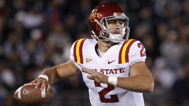 NCAA Football: Iowa State at Connecticut