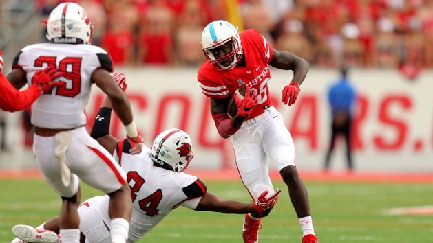 Sep 10, 2016; Houston, TX, USA; Houston Cougars wide receiver Steven Dunbar (88) returns a punt upfield against the Lamar Cardinals during the first quarter at TDECU Stadium. Photo Credit: Erik Williams-USA TODAY Sports