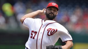 Roark outduels Bumgarner as Nats beat Giants