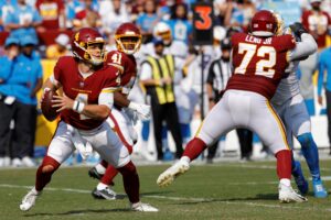 Washington turns to QB Heinicke against Giants